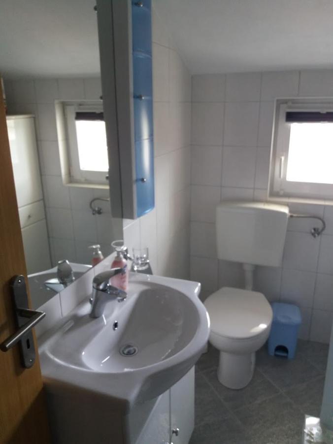 Vrulja Apartament *