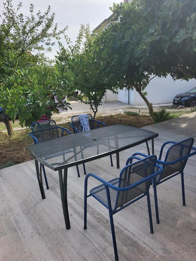 Apartament Vrulja